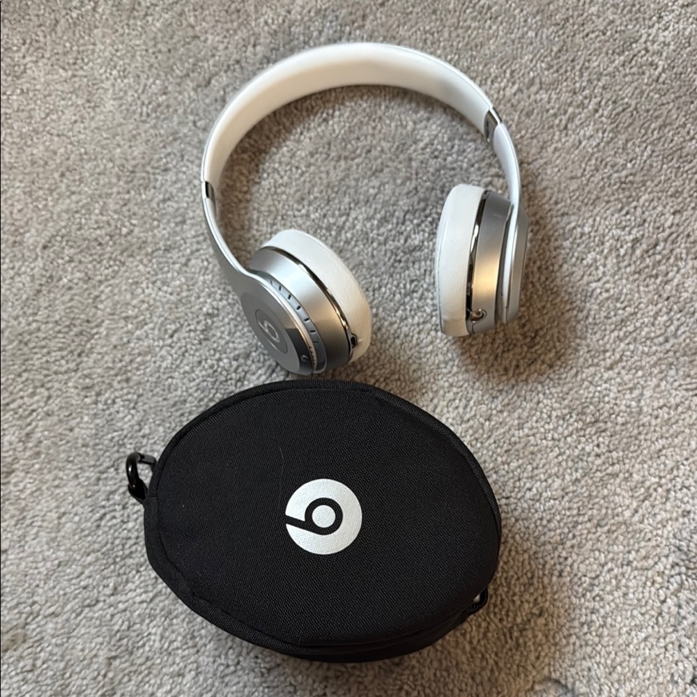 Beats by Dre White and Silver Headphones